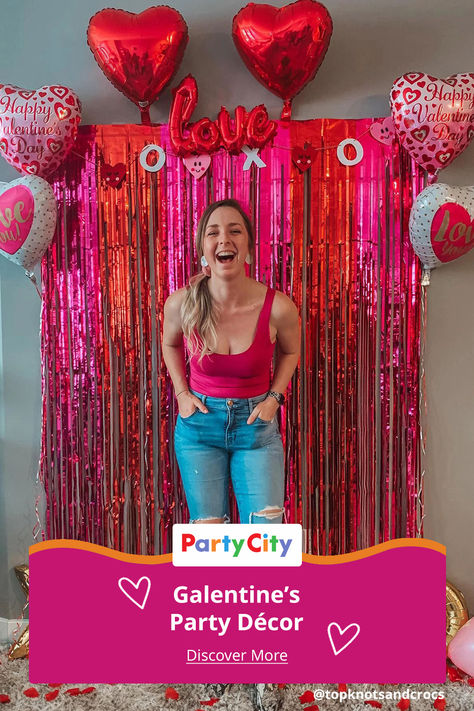 Host a photo-worthy Galentine�’s party decked out in red and pink style! Fill the room with heart balloon bouquets and festive décor and table settings to celebrate your bonds of love and friendship. Find more Galentine’s party décor ideas at partycity.com Valentines Theme Party, Valentine Dinner Party, Valentines Party Food, Galentines Day Ideas, Valentines Brunch, Valentine Backdrop, Valentines Birthday Party, Valentines Party Decor, Valentine Photo Shoot