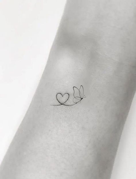 Tato Minimal, Tiny Wrist Tattoos, Small Girly Tattoos, Muster Tattoos, Small Pretty Tattoos, Petite Tattoos, Tasteful Tattoos, Wrist Tattoos For Women, Small Hand Tattoos