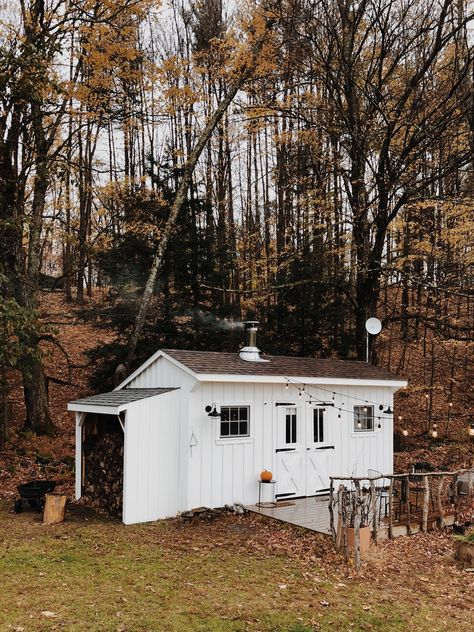 Schoolhouse Living: Sugarhouse Homestead Shed School House, Tiny Homestead, Farm Retreat, Bench Area, Cute Cabins, Buy My House, Cabin Tiny House, Holiday Home Tour, Vintage Airstream