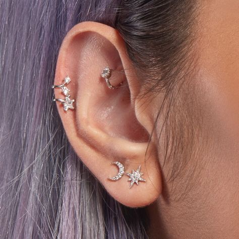 WITH BLING on Instagram: “Complete your perfect ear constellation by adorning your ears from lobe to helix with our dainty celestial earrings 🌙 ⭐️…” Celestial Helix Piercing, Celestial Ear Piercings, Ear Constellation, Piercings For Girls, Celestial Earrings, Helix Piercing, Ear Jewelry, Pretty Jewellery, Helix