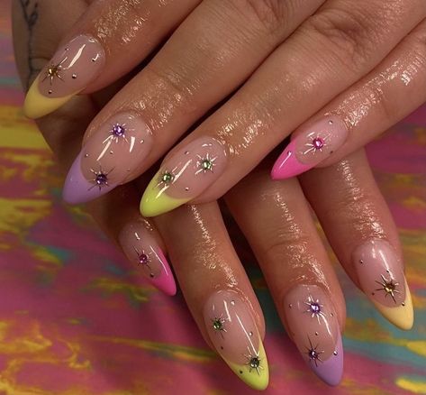 Nail Designs Rhinestones, Claw Nails, Summery Nails, Nail Polish Art, Almond Nails Designs, Colorful Nail Designs, Gem Nails, Summer Acrylic Nails, Oval Nails