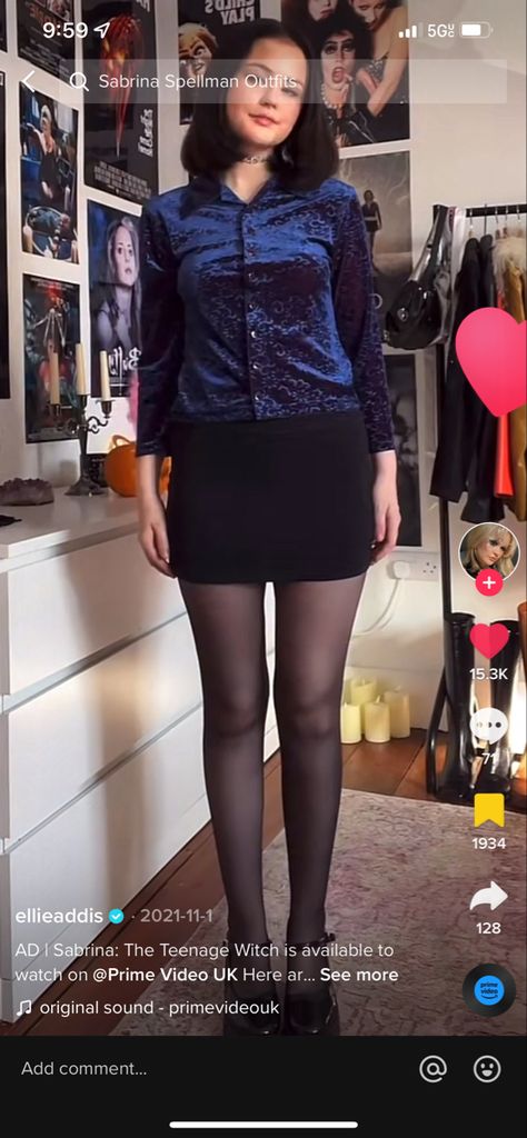 Sabrina Spellman Style 90s, Sabrina Spellman Aesthetic 90s, 2000s Witch Aesthetic, Sabrina Spellman Outfit 90s, The Craft Inspired Outfits, Whimsical Outfit Aesthetic, 90s Witchy Outfits, Witchy Aesthetic Outfit, Sabrina Spellman Outfit