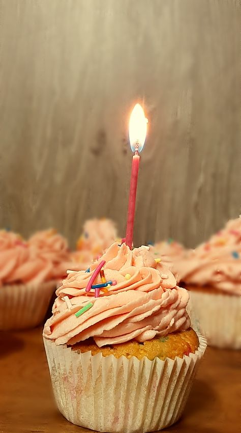 Birthday Candles Aesthetic, Cupcake With Candle Aesthetic, Blowing Out Birthday Candles Aesthetic, Aesthetic Birthday Cake With Candles, Birthday Cake Blowing Candles Aesthetic, Birthday Cupcake Aesthetic Candle, Birthday Cake Lots Of Candles, Funfetti Cupcakes, Candle Aesthetic