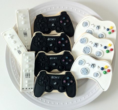 Xbox And Playstation, Xbox Party, Cookies Cupcake, Video Game Controllers, Video Games Birthday Party, Video Game Party, Video Games Birthday, Like Video, Game Party