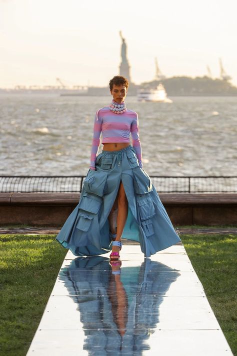 Spring Outfits Ideas, Looks Jeans, Spring Summer 2023, 2023 Collection, Mode Inspo, Spring 2023, Cynthia Rowley, Inspired Dress, Mode Inspiration