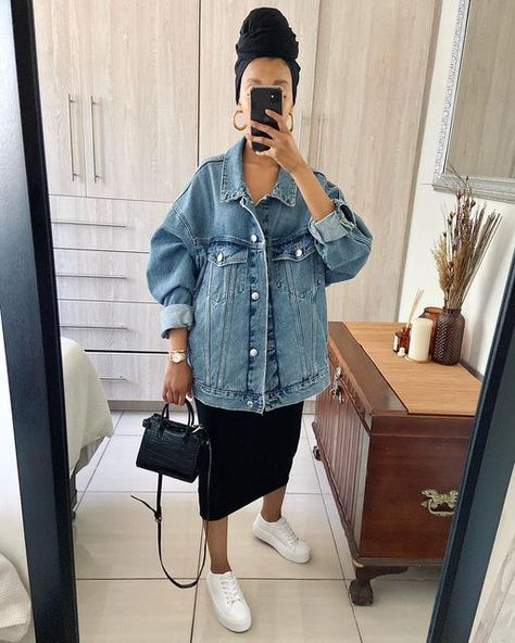 Oversized Jacket Outfit Casual, Dress With Oversized Jacket, Denim Jacket Dress Outfit, Oversize Denim Jacket Outfit, Oversized Denim Jacket Outfit, Women Leggings Outfits, Zara Bag, Denim Jacket With Dress, Casual Outfit Inspiration