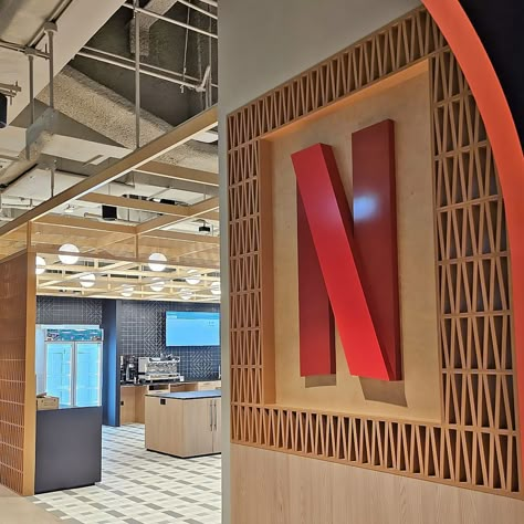 Netflix Office Design, Corporate Office Design Workspaces, Netflix Office, Corporate Workspace, Innovative Office Design, Vision Board Future, Google Office, Theatre Movie, Netflix India