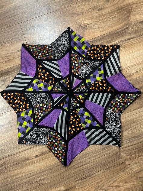 This item was so fun to create  I wanted something that looked like a spiderweb with Halloween fabric and my vision came to life! Spiderweb Quilt Pattern, Halloween Crafts With Fabric, Halloween Quilted Table Runner, Halloween Table Runners Quilted, Spooky Sewing Projects, Halloween Quilting Projects, Halloween Table Runners Patterns Free, Halloween Quilts Ideas, Spiderweb Quilt