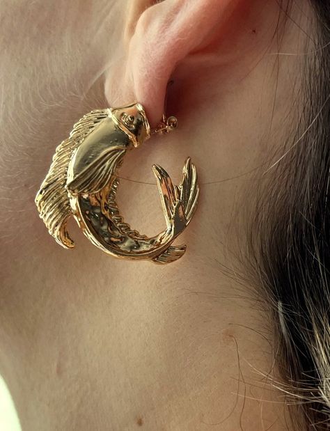 Fish Items, Big Gold Earrings, Gold Koi Fish, Gold Koi, Jewelry Big, Anamika Khanna, Gold Fish, Dope Jewelry, Outfit Design