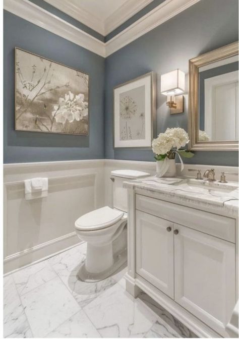 Top Bathroom Design, Wainscoting Bathroom, Small Bathroom Renovation, Bathroom Paint Colors, Bathroom Color, Guest Bathrooms, Makeover Ideas, Intelligent Design, Bathroom Renos