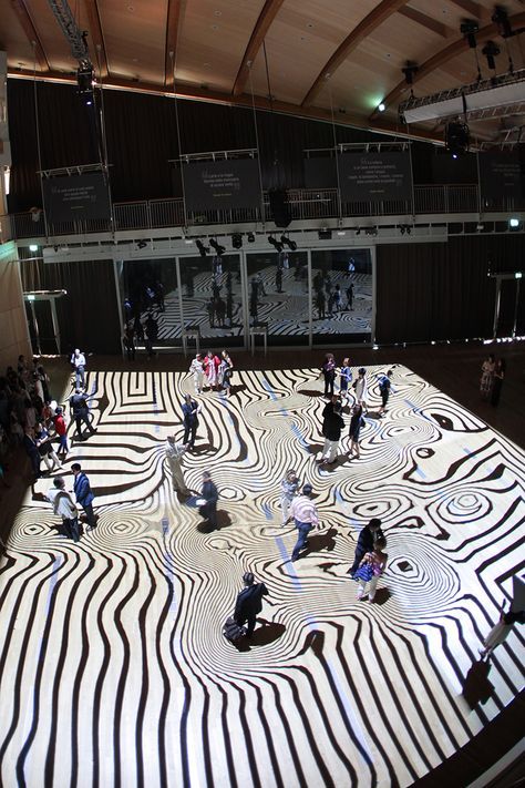 Illusion Kunst, Interaktives Design, Architecture Art Nouveau, Interactive Media, New Media Art, Interactive Installation, Projection Mapping, Interactive Art, Floor Art