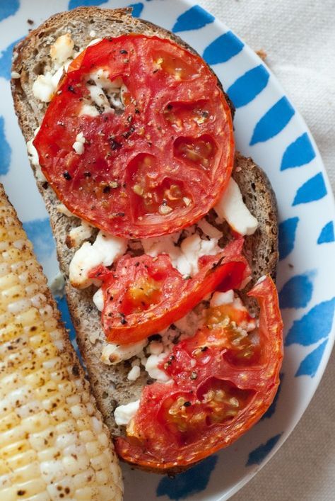 tomato and goat cheese toast. goat cheese drizzled with balsamic vinegar and a tad of extra virgin Greek olive oil. Goat Cheese Toast, Tomato And Goat Cheese, Cheese Toast Recipe, Tomato Toast, Tomatoes On Toast, Cookie And Kate, Summer Breakfast, Cheese Toast, Toast Recipes