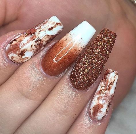 Burnt Orange Nail Polish, Ongles Beiges, Orange Nail Polish, Orange Nail, Fall Nail Art Designs, Inspired Nails, Fall Acrylic Nails, Thanksgiving Nails, Orange Nails