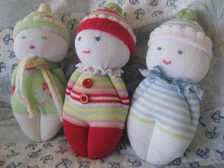 Sock Babies   These little sock babies were shown to me by a friend at my craft group, we all had a go at making them, ... Sock Monkeys Tutorial, Diy Sock Toys, Sock Dolls, Sock Doll, Sock Toys, Sock Crafts, Diy Socks, Plushie Patterns, Operation Christmas Child