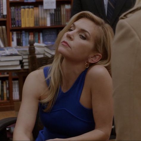 Rhea Seehorn, Long Bob Haircuts, Pretty Legs, Call Saul, Better Call Saul, Long Bob, Breaking Bad, Bobs Haircuts, Celebrity Crush