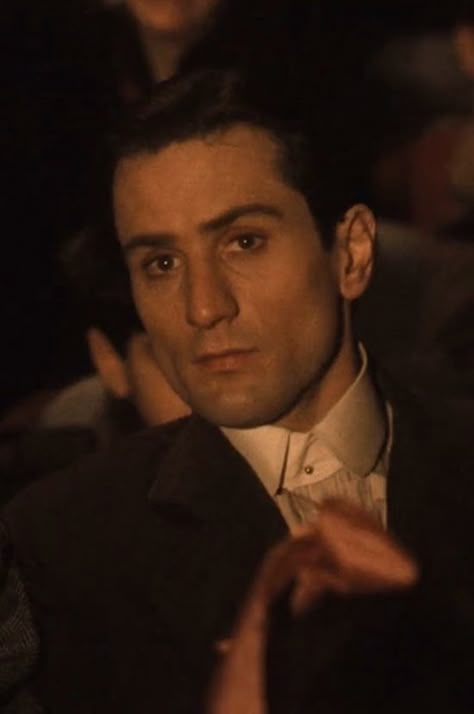 robert de niro as young vito corleone in the godfather 2 (1974) Robert Deniro Godfather, Young Robert Deniro, Young Vito Corleone, The Godfather Aesthetic, Godfather 2, Don Vito Corleone, Vito Corleone, Don Corleone, Robert Deniro