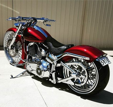 Custom Harley Breakout, Luxury Motorcycles, Harley Softail Custom, Big Dog Motorcycle, Harley Breakout, Homemade Motorcycle, Harley Davidson Pictures, Custom Motorcycles Bobber, Custom Motorcycles Harley