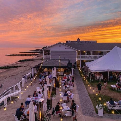 The Ocean House: Most Scenic Waterfront Dining In Massachusetts Ocean View Restaurant, Brindleton Bay, Seaside Restaurant, Waterfront Dining, Asian Inspired Dishes, Cape Cod Wedding, Ocean House, House Restaurant, Beach Bars