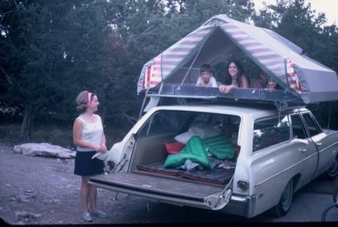 Camp Trailers, Old Campers, Vintage Pics, Car Trailer, Top Tents, Vintage Camping, Days Gone, Roof Top Tent, Camping Trailer