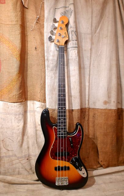 Fender Jazz Bass 1964 2_Sunburst Groove Theory, Fender Mustang, 3d Printing Architecture, Guitar Tabs Songs, Fender Jazz Bass, Fender Jazz, Sculptural Fashion, Guitar Photography, Vintage Bass