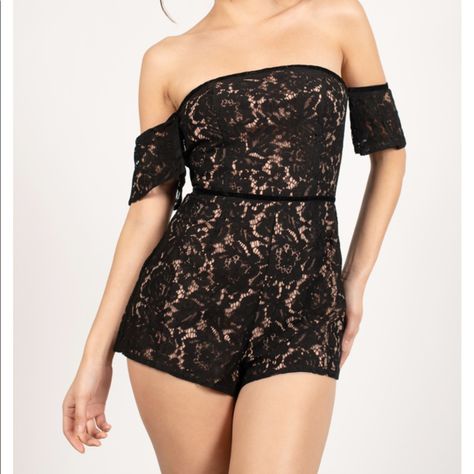 Tobi Xs Off The Shoulder Lace Romper In Black. Flirty And Fun For A Date Night Or Girls Night Out. Nwt Evening Romper, Tobi Pants, Formal Romper, Cute Valentines Day Outfits, Black Lace Romper, Off The Shoulder Romper, Tropical Outfit, Rompers Dressy, Party Rompers