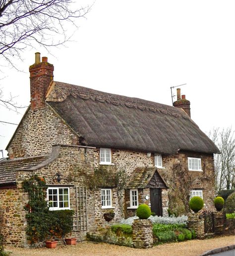 English Country Cottage - click on cottage for a very interesting site, tells you all about Thatched cottages and Saddle stones etc English Country Cottages, Tudor Cottage, English Country Cottage, Stone Cottages, Beautiful Cottages, Thatched Cottage, Dream Cottage, Thatched Roof, Stone Cottage