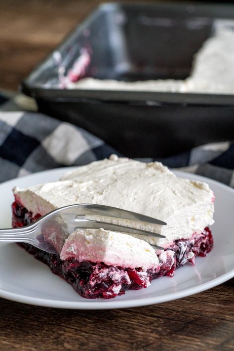 Cloud Jello, Blackberry Jello, Hello Salad, Crazy Crust Pizza, Fruit Sherbet, Blueberry Jello Salad, Blueberry Jello, Blueberry Salad Recipes, Vegetable Trays