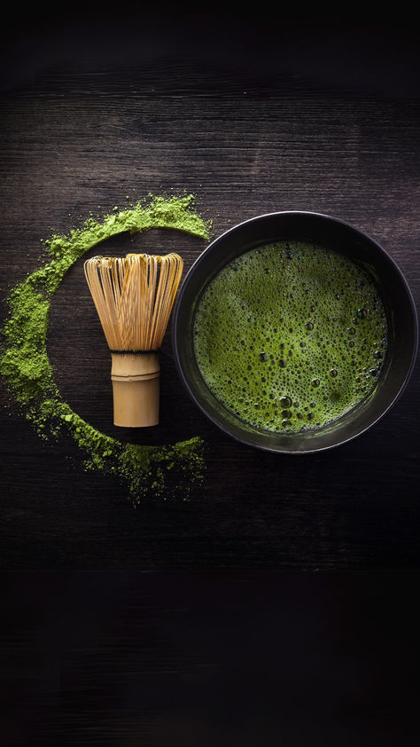 Matcha mixed in bowl next to bamboo whisk and matcha powder. Matcha Moodboard, Matcha Drink Aesthetic, Matcha Photography, Matcha Ideas, Matcha Ceremony, Green Tea Plant, Matcha Drinks, Aesthetic Matcha, Matcha Lover