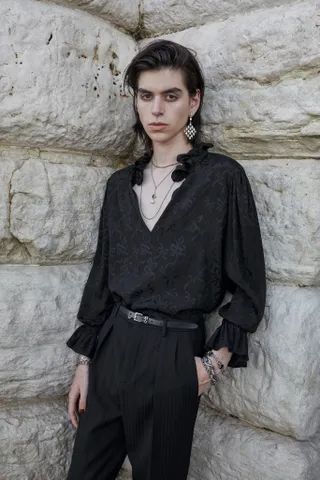 Saint Laurent Menswear, Punk Chic, Male Fashion Trends, Spring Summer 2022, Live Fashion, Menswear Collection, Gothic Outfits, Mens Spring, Summer 2022