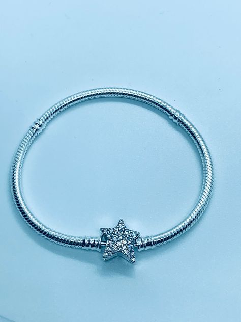 Pandora Birthday Charms, Pandora Star, Charms Pandora, Pandora Beads, Bracelet Pandora, Snake Chain Bracelets, Pandora Bracelet Charms, Pandora Silver, Star Bracelet