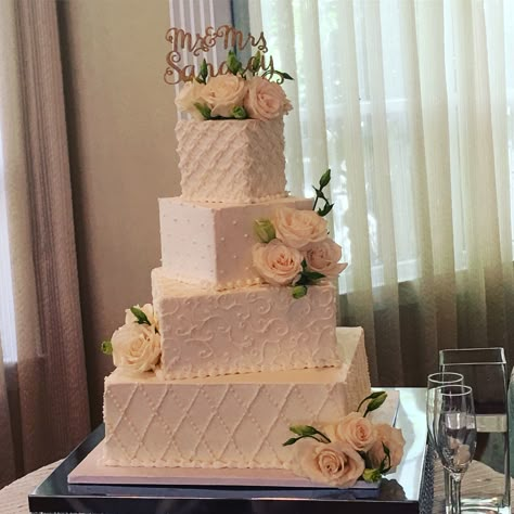 Cantered square buttercream wedding cake. Square Tiered Wedding Cake, 2 Tier Square Wedding Cake, Square Tier Wedding Cake, 4 Tier Square Wedding Cake, 3 Tier Square Wedding Cake, Square And Round Cake Tiers, Square Cake Design, Square Wedding Cake, Fancy Wedding Cakes