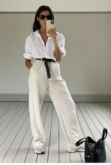 outfit of the day, fashion inspo, ootd, old money style, old money Linen Trousers Outfit, Linen Shirt Outfit, Scandi Fashion, Linen Pants Outfit, Look Jean, Office Casual Outfit, White Linen Shirt, Old Money Outfits, Old Money Style