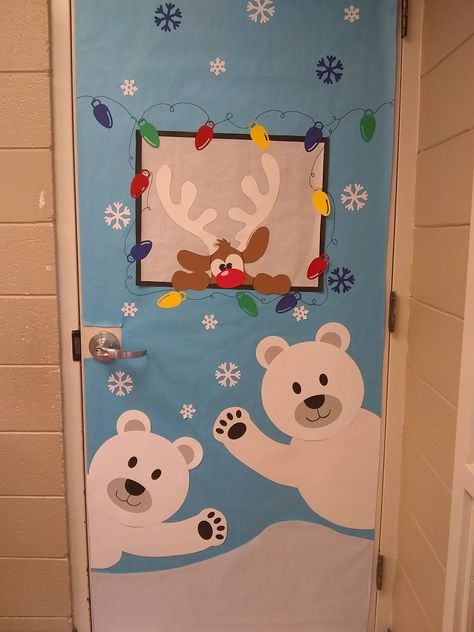 Winter Decor Ideas For School, Winter Posters School, Winter Preschool Decorations, Winter Wall Decorations For School, Winter Doors For Preschool, School Winter Door Decorations, School Door Decorations Winter, Igloo Classroom Door Ideas, Christmas Poster Ideas For School