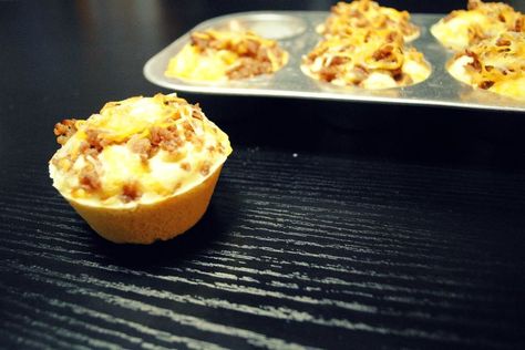 McGriddle-inspired muffins Mini Mcgriddle Bites Cooking In The Midwest, Mcgriddle Muffin Bites, Mini Mcgriddle Recipes, Mcgriddle Mini Muffins, Mcgriddle Cups, Mc Griddle Muffins, High Protein Mcgriddle Cups, Sausage Mcgriddle Bites, Mcgriddle Bites Recipe