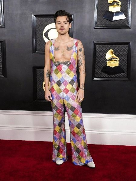 We have #GrammysFashion including #HarryStyles #Beyonce #TaylorSwift #ShaniaTwain and more! #RedCarpet #Fashion #CelebrityFashion #Grammys #GrammyAwards Harry Styles Overalls, Grammy Awards 2023, Grammys 2023, Style Overalls, Shania Twain, Album Of The Year, Song Of The Year, Prince Charming, Grammy Awards