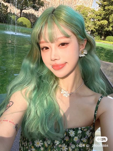 Green Tinted Hair, Green Hair Korean, Matcha Green Hair, Pastel Green Hair, Harajuku Hair, Green Hair Girl, Mint Green Hair, Green Hair Dye, Hair Color Asian