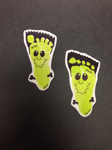 Frankenstein footprints Frankenstein Footprint Craft, Frankenstein Feet Craft, Monster Footprint Art, Frankenstein Footprint Art, Footprint Frankenstein, Halloween Footprint Art, Fall Kindergarten Crafts, Nicu Crafts, Baby Christmas Crafts