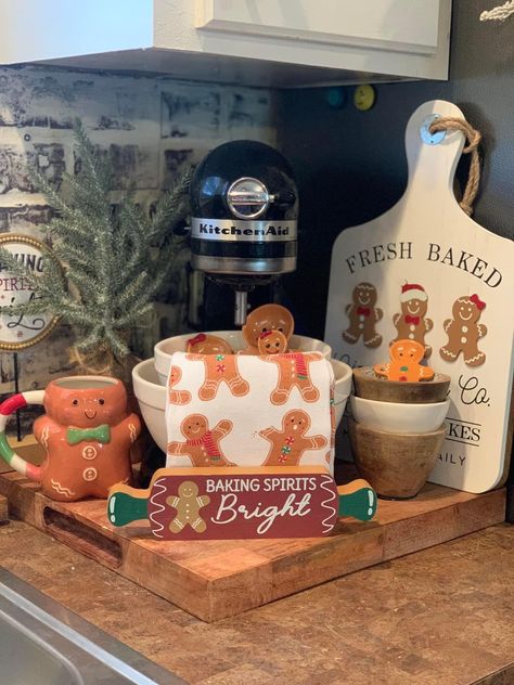 Gingerbread Man Kitchen Decor, Mixer Christmas Decor, Christmas Kitchen Gingerbread Decor, Gingerbread Entryway, Gingerbread Theme Kitchen Decor, Christmas Kitchen Shelves Decor, Kitchenaid Decor Ideas, Christmas Rolling Pin Decor, Gingerbread Kitchen Christmas Decor