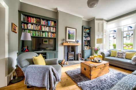 Small Period Living Room, Modern Period Living Room, Council House Living Room, Tenement Living Room, Tv Snug Room Ideas, New Build Living Room Ideas Uk, Small Victorian Terrace Living Room, Safe Living Room, 1930s Living Room Ideas