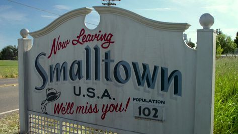 23 Signs You Grew Up In Small Town, U.S.A. New Model House, Good Morning Facebook, Innocence Lost, Small Towns Usa, Small Town Life, Mount Washington, Ghost Towns, Model Homes, Small Town