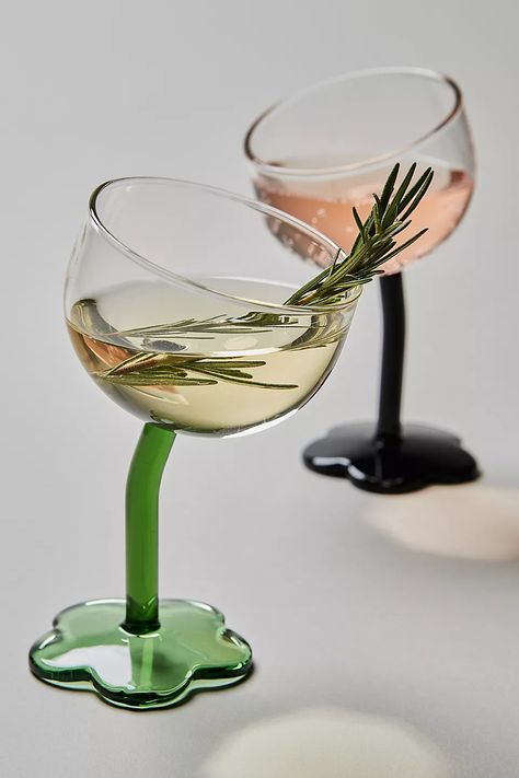 Crooked Flower Wine Glass | Free People Cool Wine Glasses Unique, Unique Drinking Glasses, Funky Bar, Unique Wine Glasses, Colored Wine Glasses, Fun Wine Glasses, Succulent Bowls, Liquor Bottle Crafts, Frosted Glass Design