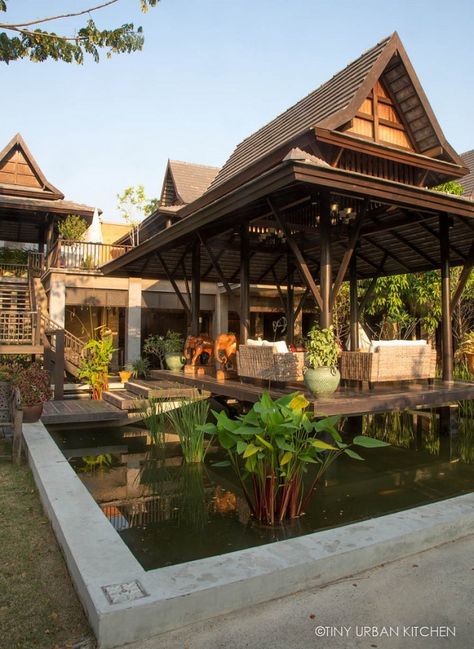 Thai Houses, Thai Architecture, Thai House Design, Restaurant Exterior, Hut House, Tropical House Design, Thai House, Resort Architecture, Tropical Architecture