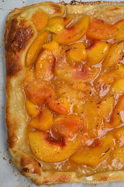 Peach Tart from A Southern Soul Peach Puff Pastry, Dessert Crepes, Puffed Pastry, Pastry Dishes, Peach Tart, Peach Dessert Recipes, Peach Desserts, Brownie Desserts, Fresh Peaches