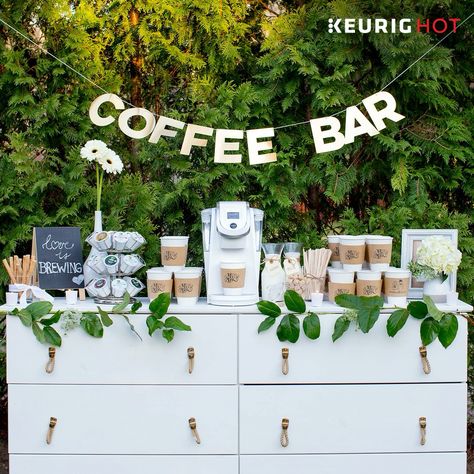 Bridal Shower Coffee Bar Drink Stations, Bridal Shower Brunch Coffee Bar, Coffee Bar Ideas For Grad Party, Classy Brunch Decor, Coffee Bar Birthday Party, Coffee Bar Ideas Party Events, Coffee Bar Birthday Party Ideas, Graduation Coffee Bar Party Ideas, Birthday Coffee Bar