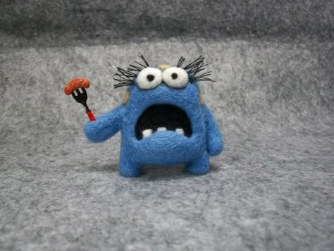 Needle Felt Doll, Tovad Ull, Clay Monsters, Felt Monster, Teddy Bears For Sale, Blue Monster, Needle Felting Diy, Bear Teddy, Monster Dolls