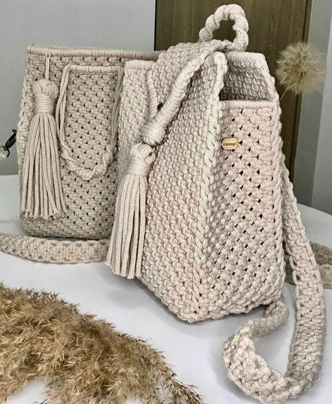 Macrame Tote Bag Tutorial, Spring Macrame, Macrame Bag Pattern, Mermaid Macrame, Macrame Bag Tutorial, Bags Macrame, Alpha Bet, Macrame Tote Bag, Macrame Bags