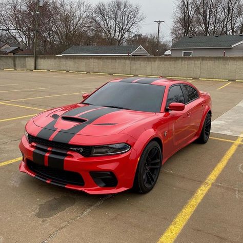 All-American Muscle Cars 💪🏻 on Instagram: “Red Devil  @707_creampie” Dodge Hellcat, Dodge Charger Hellcat, Jeep Grand Cherokee Srt, Wallpaper Luxury, Dodge Challenger Srt Hellcat, Dodge Muscle Cars, Fast Sports Cars, Lux Cars, Red Devil