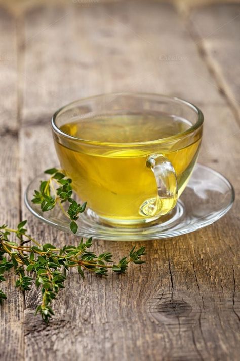 Herbal Tea Photography, Healing Tea Recipes, Herb Drink, Photography Tea, Thyme Tea, Tea For Colds, Herbal Tea Benefits, Healing Tea, Cocoa Tea