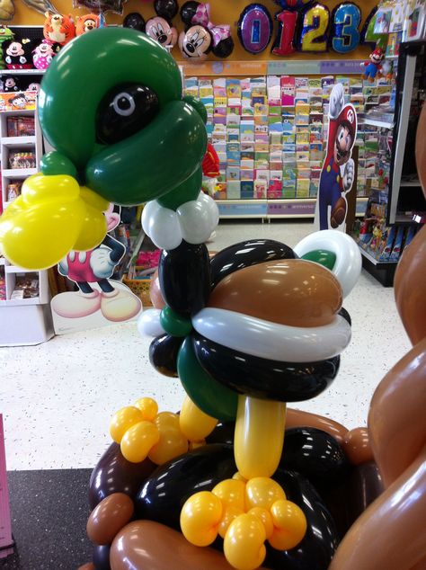 Mallard Duck Balloon for Duck Dynasty themed party Duck Party Ideas, Mallard Duck Party, Duck Balloon, Duck Dynasty Party, Duck Baby Shower Theme, Themed Christmas Party, Duck Party, Theme Party Ideas, Baby Shower Duck