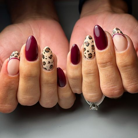 FALL CHEETAH 🍷🐆 @mariastrunk 😘 #salon #nailsalon #nails #nailinspo #nailtech #manicurist #nailart #naildesigns #nailsalon #cincinnati #cincynails #nailsofinstagram #nailsaloncincy #cincy #cincynailtech #cincinnatinails #gelx #gelxcincy #buildergel #madamglamgel #cosmetics #shortnails #almondnails #gelxnails #workwithme #nailtutorials #licensednailtech #naturalnails #fallnails #cheetahnails Funky Autumn Nails, Christmas Cheetah Nails, Red Thanksgiving Nails, Fall Nails Cheetah, Fall Cheetah Nails, Fun Fall Nails, Luminary Nails, Cowboy Nails, Nails Rainbow